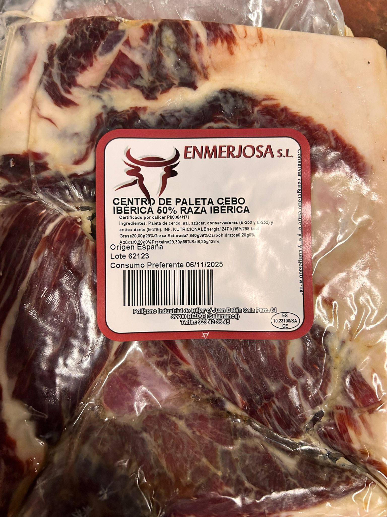 PALETA DE CEBO IBÉRICA 50% RAZA IBÉRICA DESHUESADA